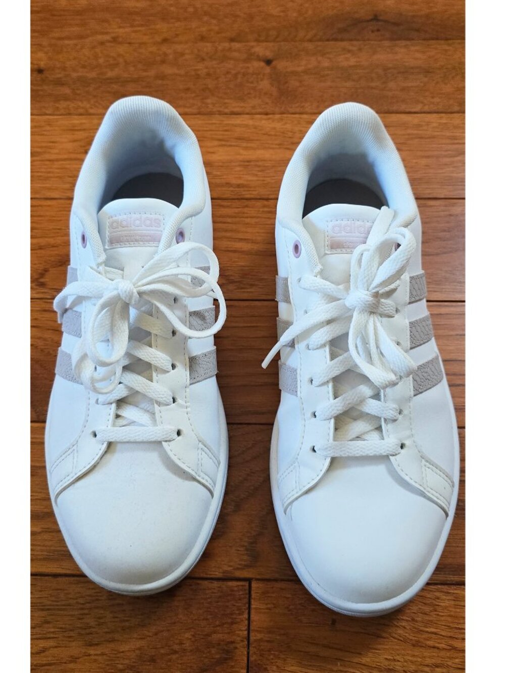 Adidas Women's Cloudfoam Advantage Sneaker White w Ice Purple Stripes Size 8 38